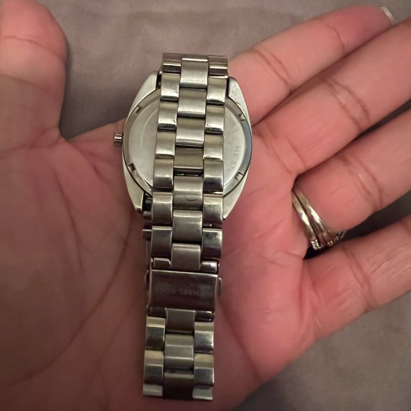 Michael Kor’s watch Unisex - Picture 4 of 4